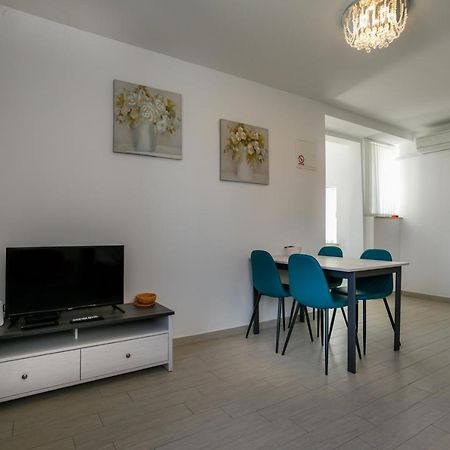 Ferienwohnung Oliva Vrbnik Exterior foto
