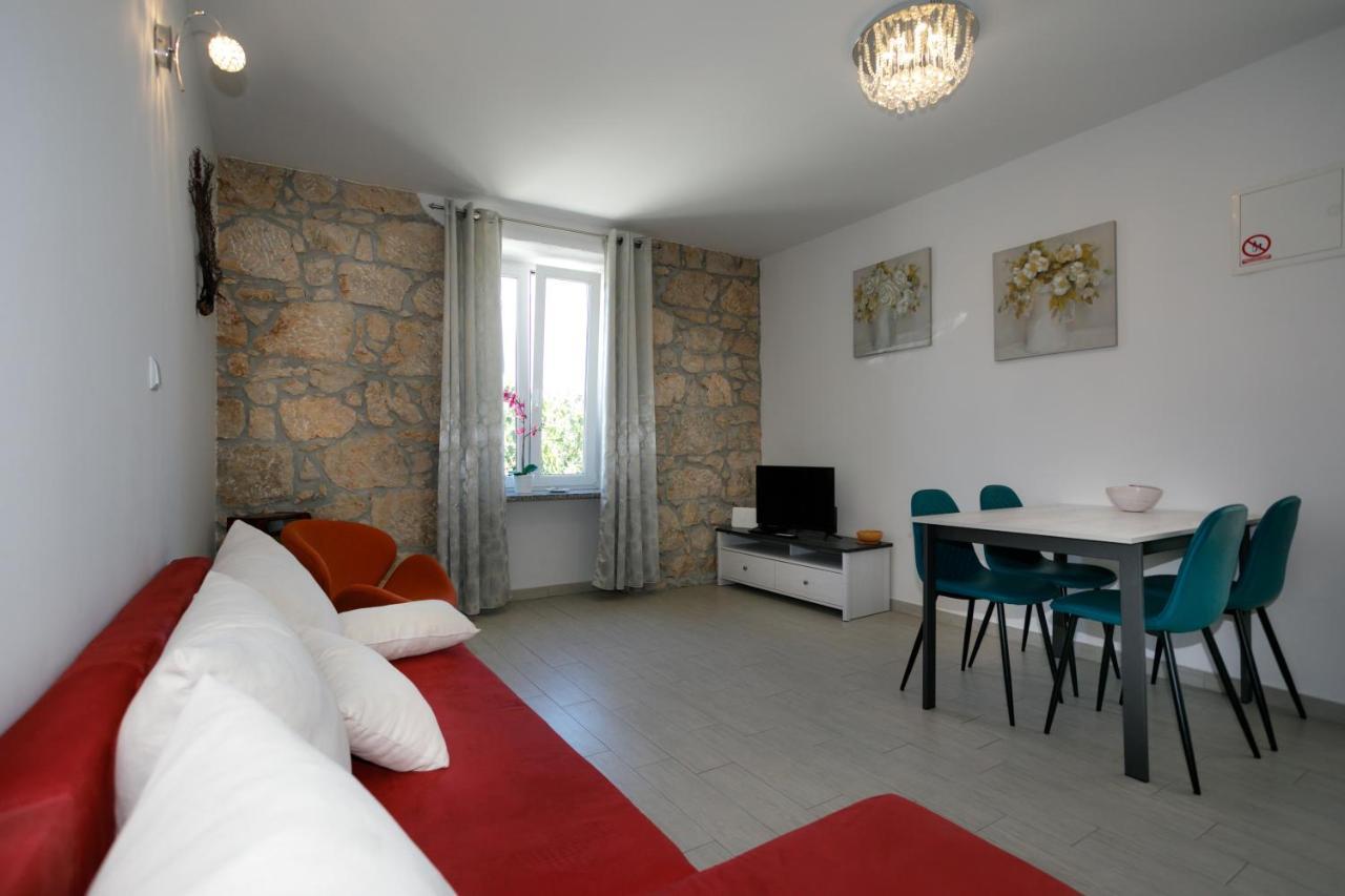 Ferienwohnung Oliva Vrbnik Exterior foto